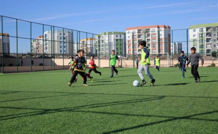 Karaköprü'de Çocuklar Ara Tatili Sporla Değerlendiriyor